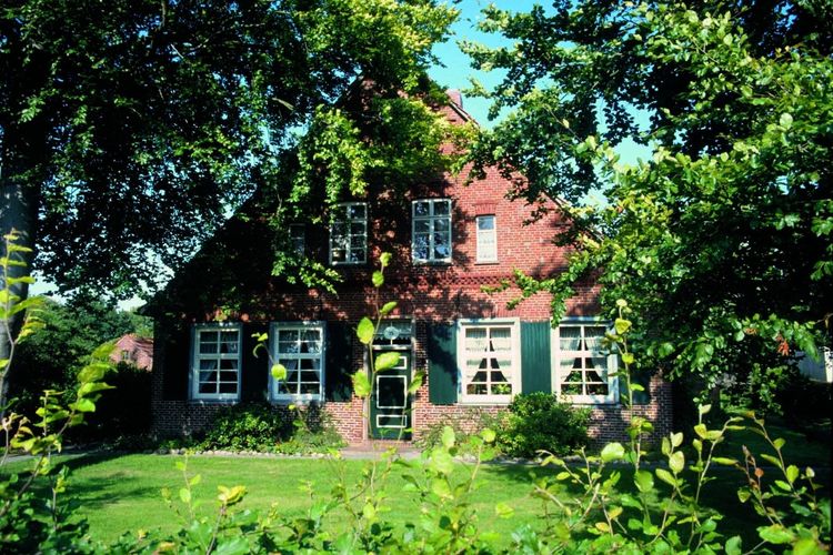 Typisches Gulfhaus in Friedeburg